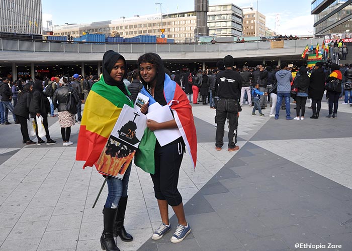 Ethiopians and Eritrians protested in Sweden. በስዊድን ኢትዮጵያውያንና ኤርትራውያን በጋራ ኀዘናቸውን ተወጡ