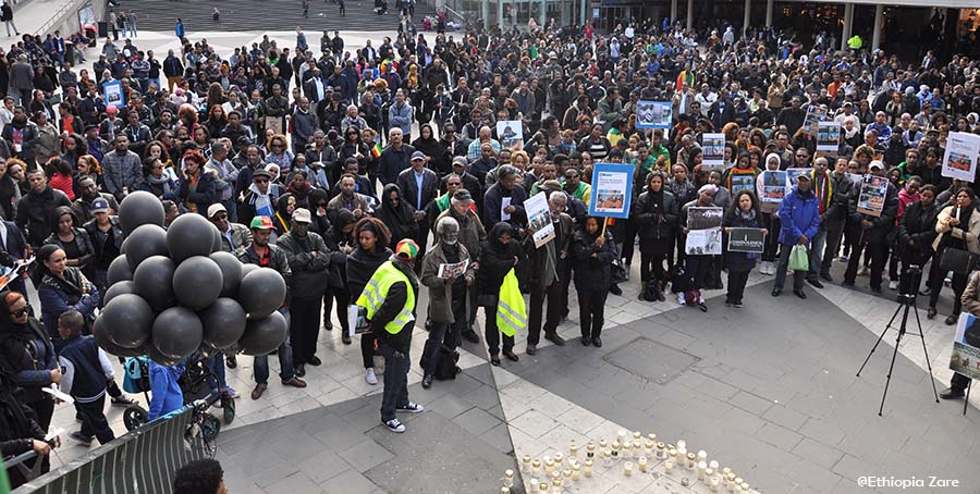 Ethiopians and Eritrians protested in Sweden. በስዊድን ኢትዮጵያውያንና ኤርትራውያን በጋራ ኀዘናቸውን ተወጡ